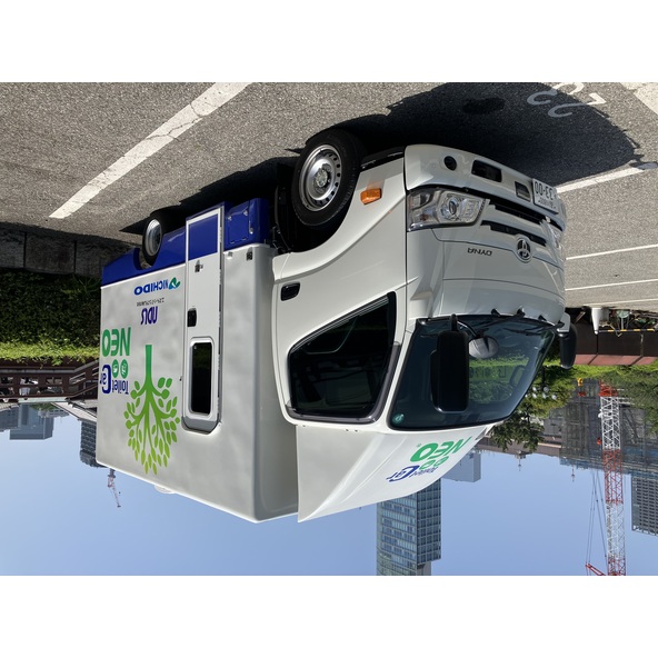 自走式快適トイレ「トイレカーNEO」